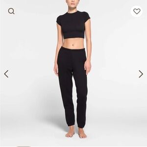 NWT SKIMS New Vintage Cropped Raglan t shirt